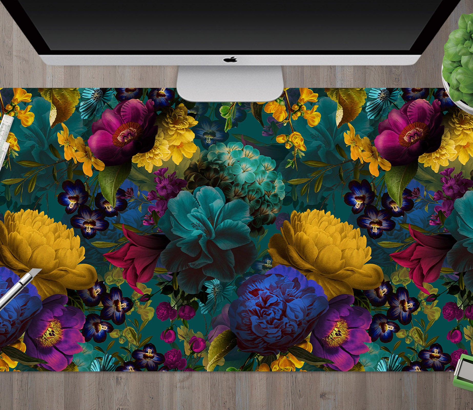 3D Colorful Flowers 120180 Uta Naumann Desk Mat