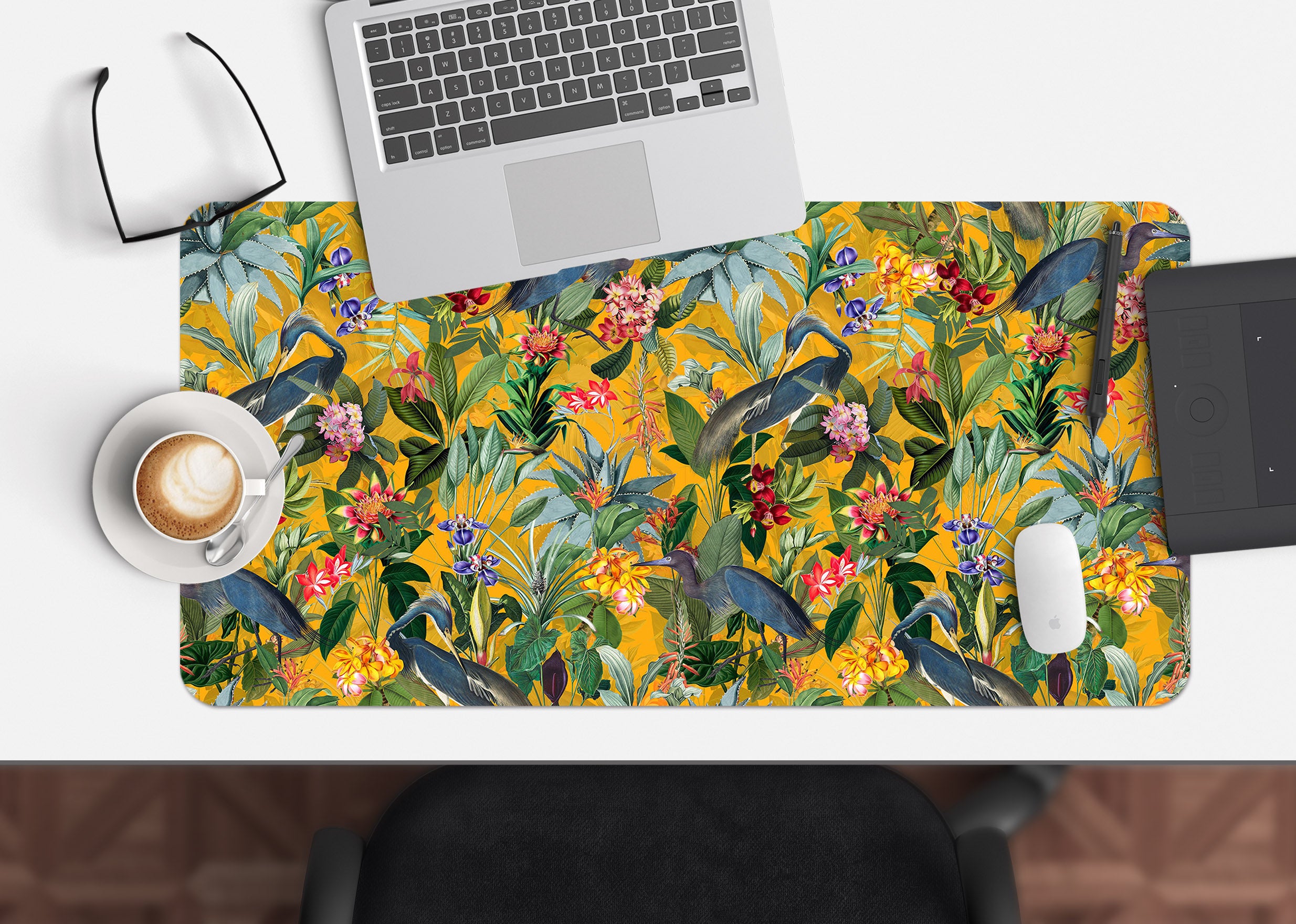 3D Grove Flower Bird 120214 Uta Naumann Desk Mat