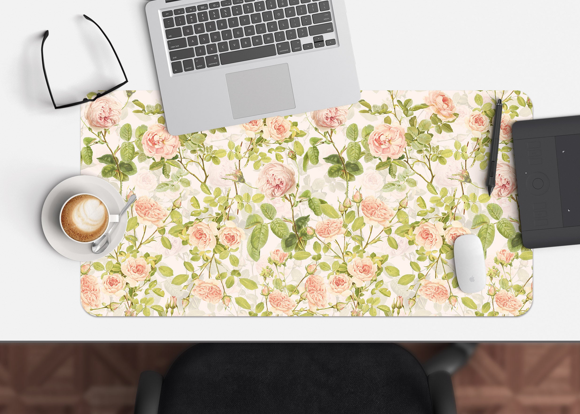 3D Rose Branch 120168 Uta Naumann Desk Mat