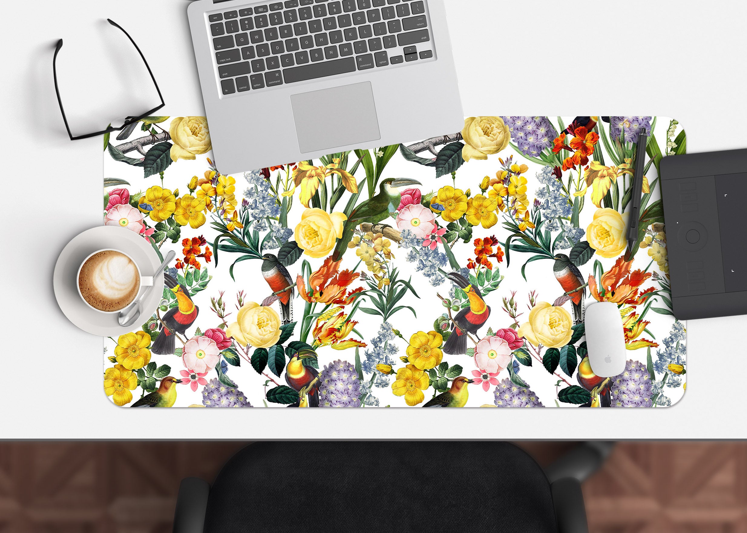 3D Color Flower Bush Bird 120182 Uta Naumann Desk Mat