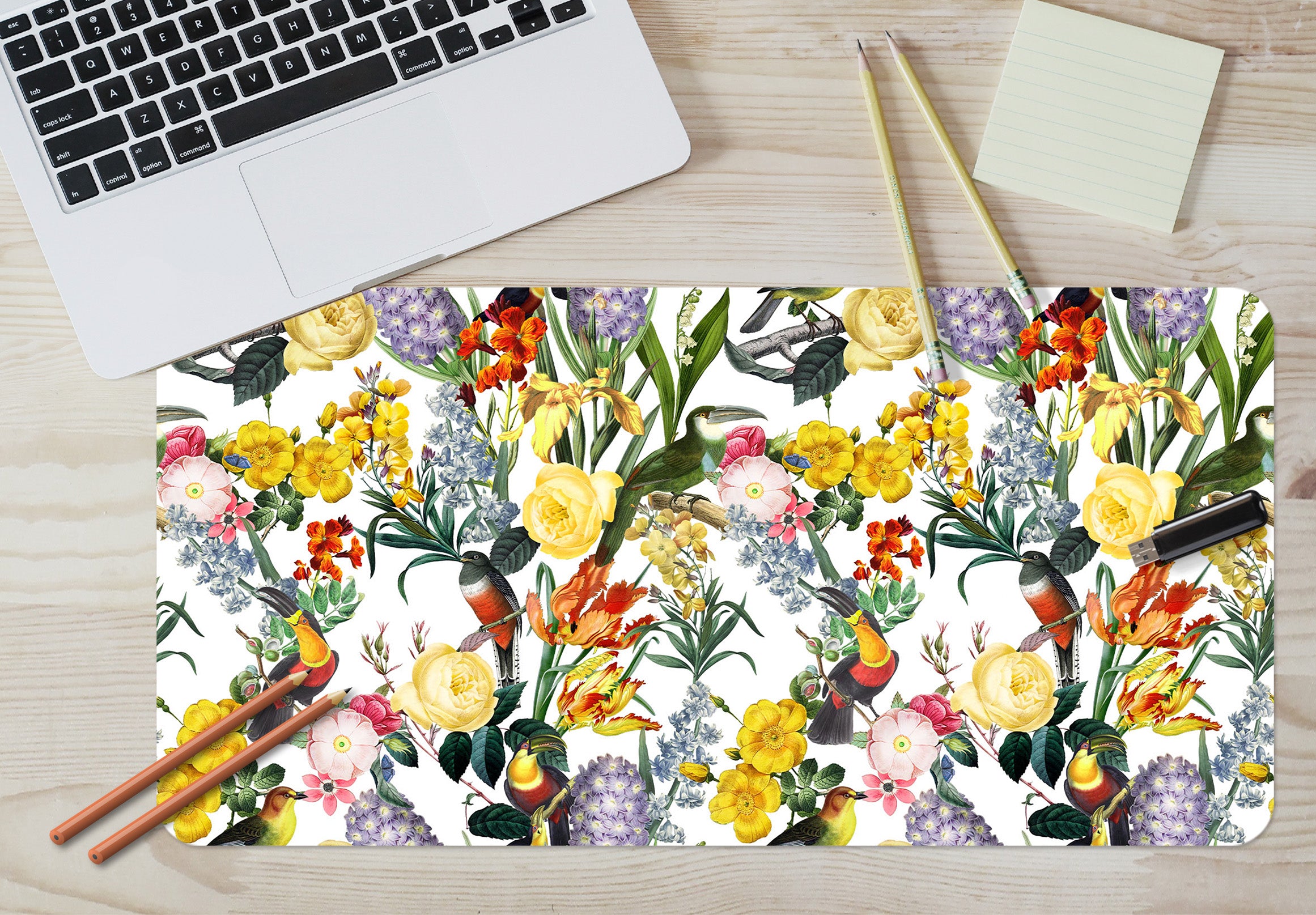 3D Color Flower Bush Bird 120182 Uta Naumann Desk Mat